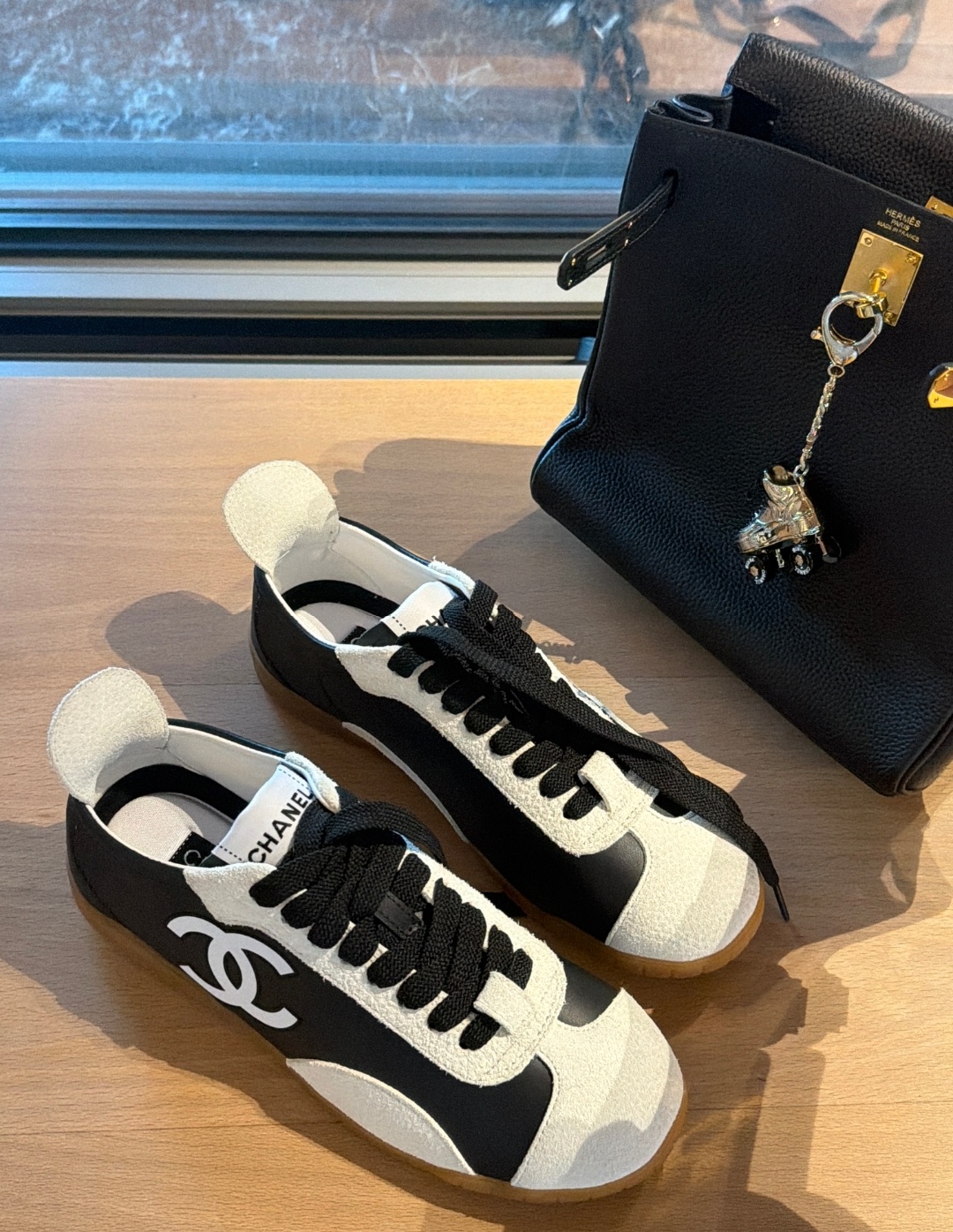 CC  Logo Leather Sneakers 26 s/s